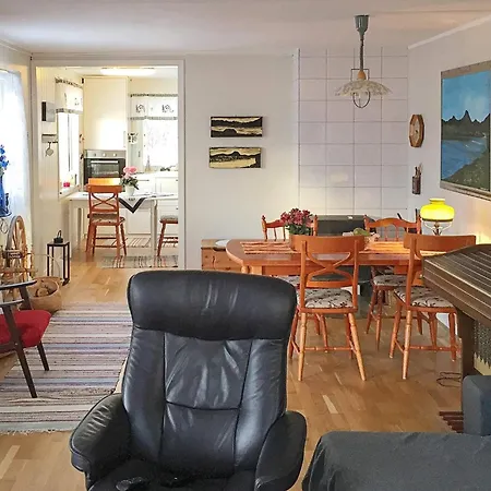 Semesterbostad 4 Star In Olderdalen
